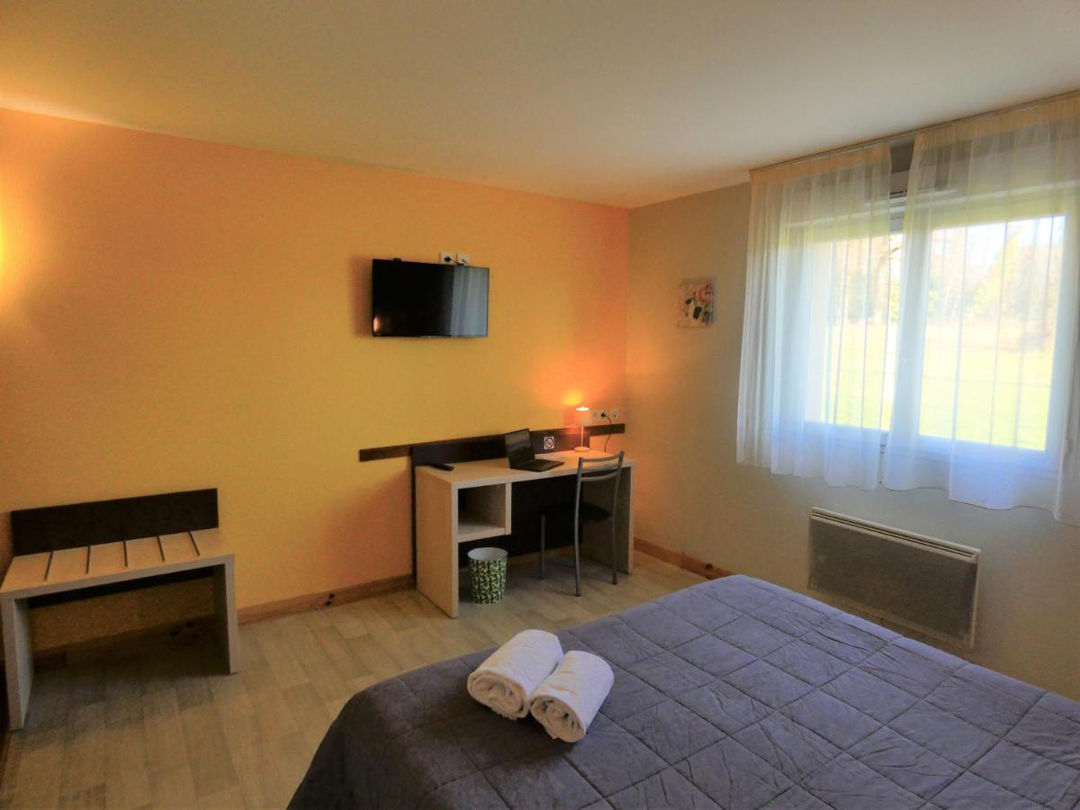 Hotel Azur Saint Junien Cit'Hotel מראה חיצוני תמונה