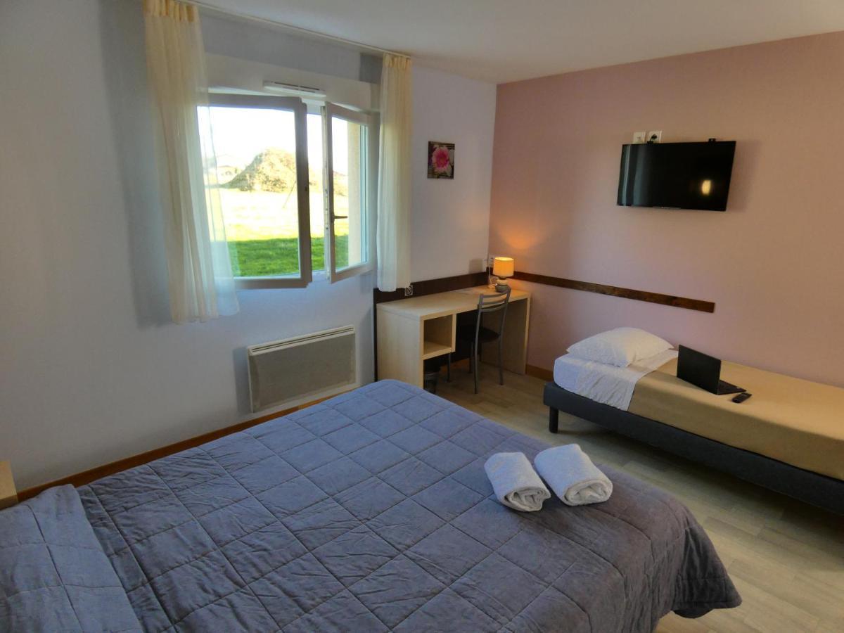 Hotel Azur Saint Junien Cit'Hotel מראה חיצוני תמונה