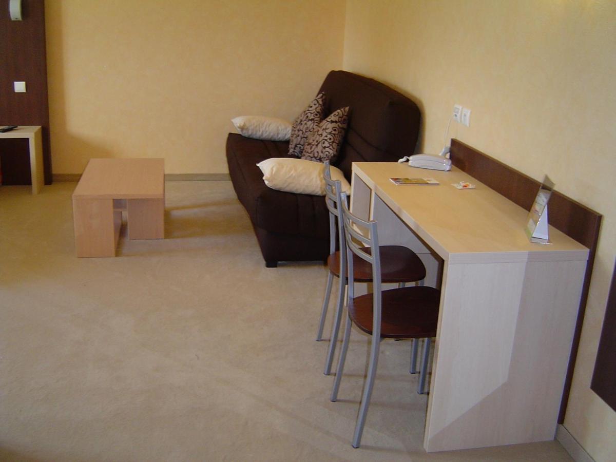 Hotel Azur Saint Junien Cit'Hotel חדר תמונה